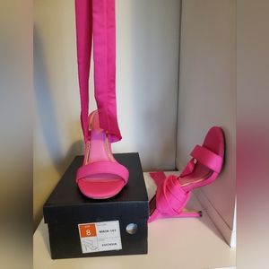 Pink heels size size 8